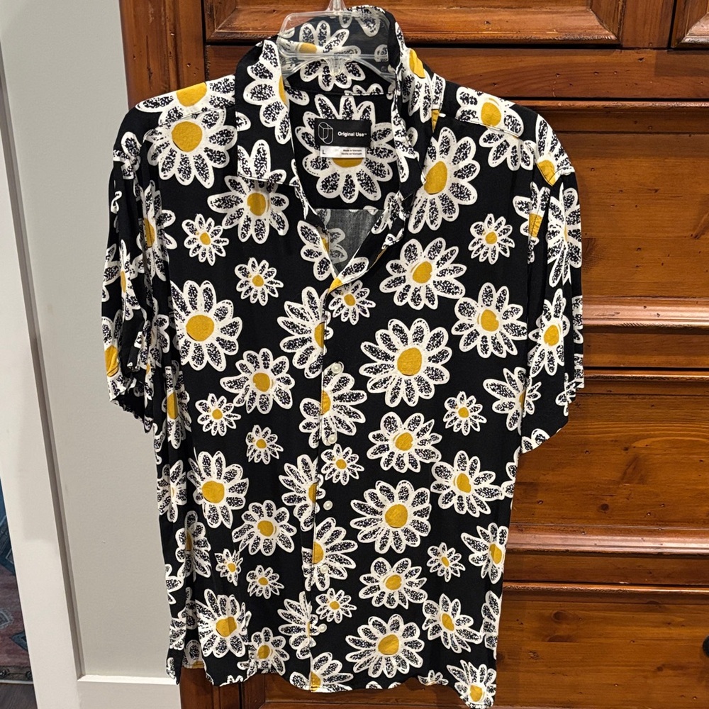 Original Use Black and Yellow Floral Men's Shirt